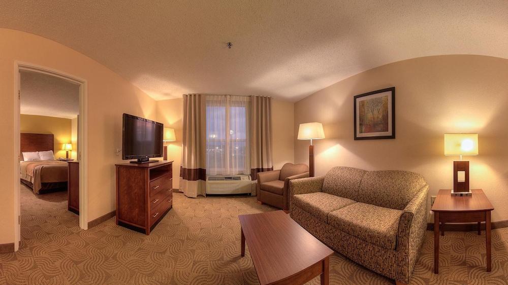 Comfort Inn & Suites Santee I-95 Екстериор снимка