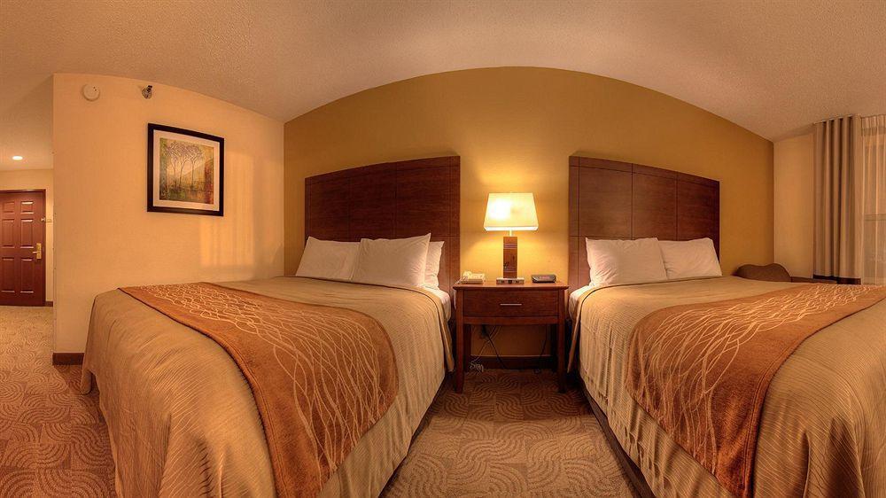 Comfort Inn & Suites Santee I-95 Екстериор снимка