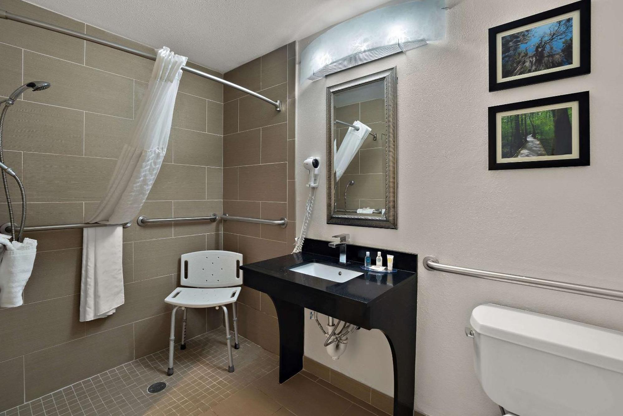 Comfort Inn & Suites Santee I-95 Екстериор снимка