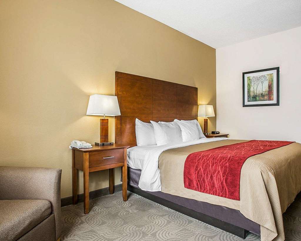 Comfort Inn & Suites Santee I-95 Стая снимка