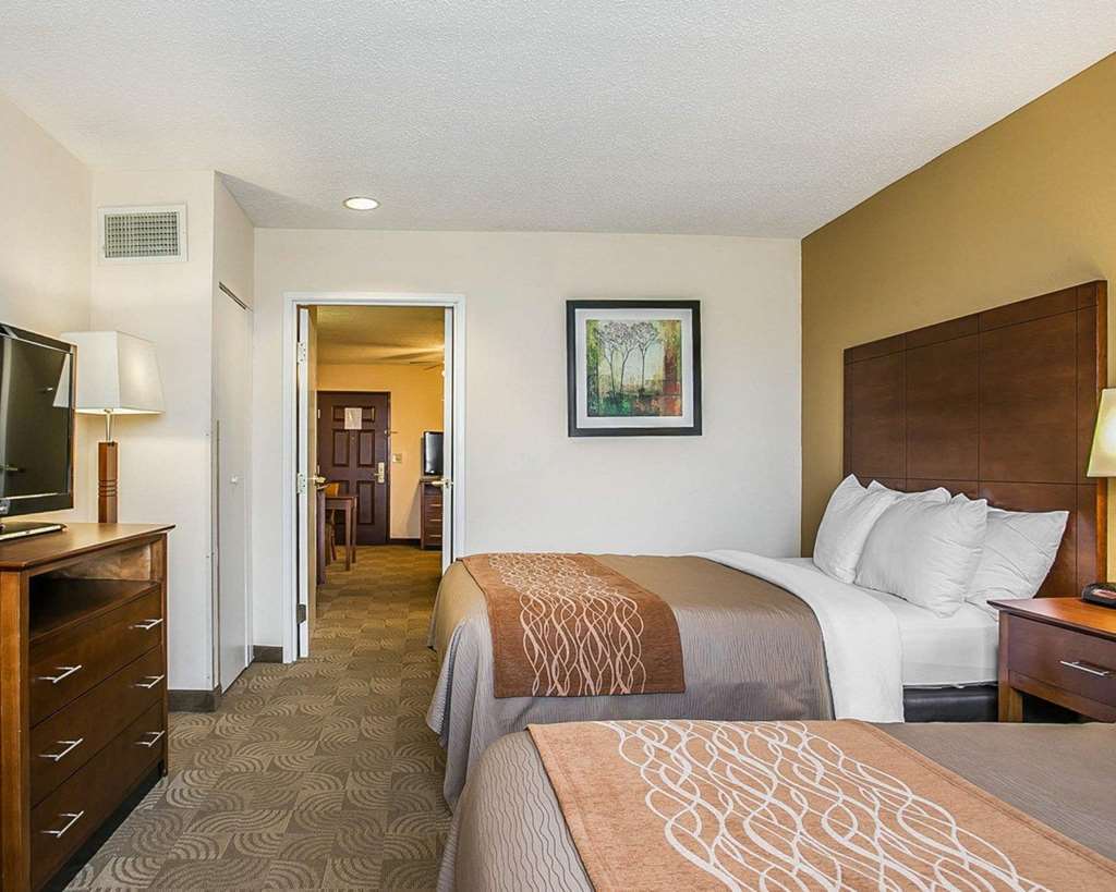 Comfort Inn & Suites Santee I-95 Стая снимка